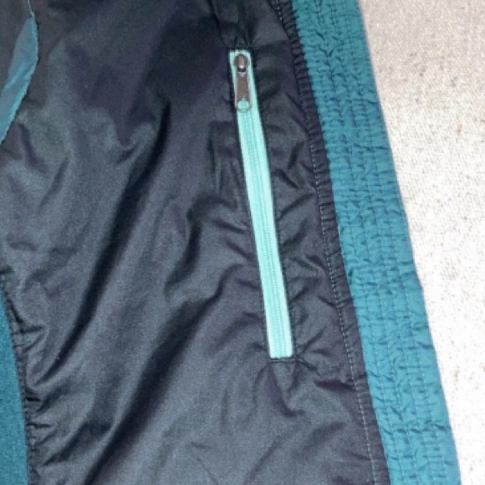 Marmot Teal Green Quilted Full Zip Puffer Lightweight Vest Women’s S Hiking - Picture 11 of 12